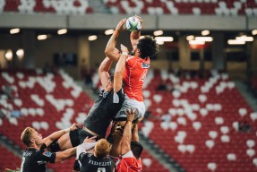 2026国际足联世界杯-TheShy天神下凡，雄鹿战队关键一击强势取胜